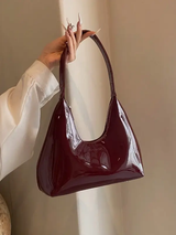 Sac à bandoulière croissant laqué rouge de style coréen - Femme L’Art des Vêtements