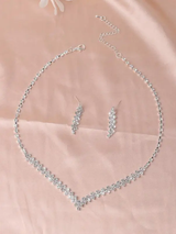 Ensemble De Collier Et Boucles D'oreilles L’Art des Vêtements