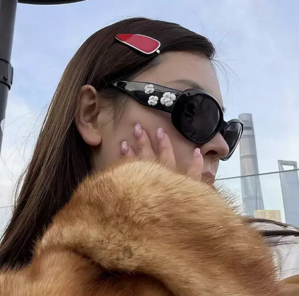 Lunettes de soleil Camellia nouveaux style L’Art des Vêtements