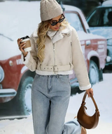 Veste courte d'hiver pour femmes en fausse fourrure d'agneau L’Art des Vêtements