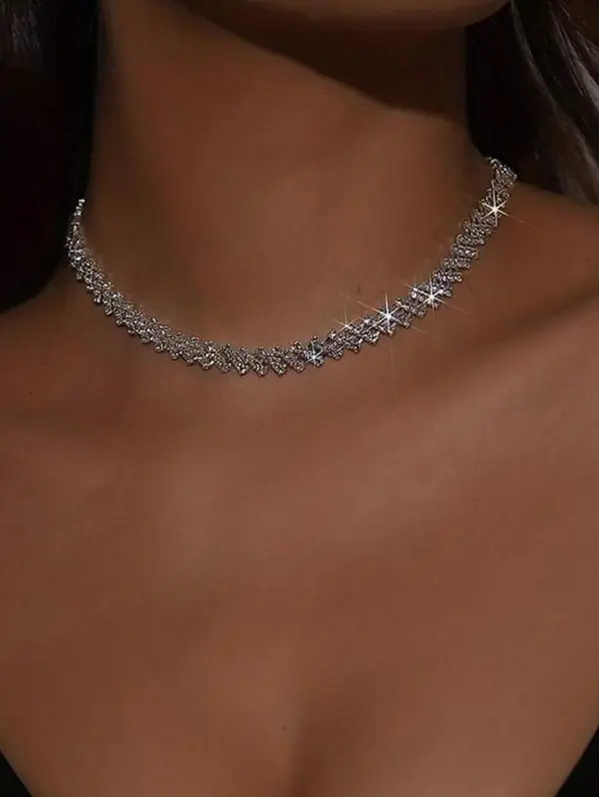 1 pièce Collier de luxe avec chaîne à griffe ornée de cristaux en forme de goutte d'eau soudée pour femmes L’Art des Vêtements