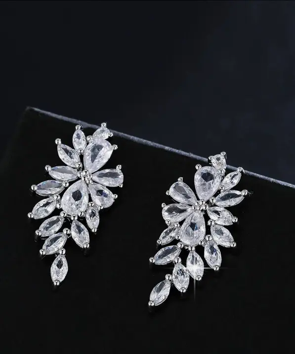 jealous young 1 paire Luxe Zircone Cubique Femme Fête Boucles D'oreilles L’Art des Vêtements