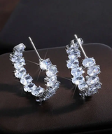 Boucle d'oreille pour femme Créoles Zircone Cubique Décor L’Art des Vêtements