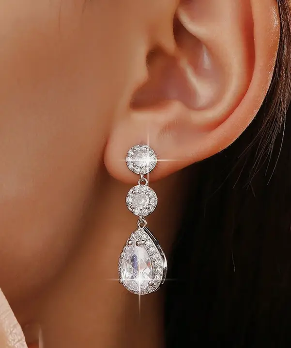 paire de boucles d'oreilles de luxe en forme de goutte d'eau pour femmes L’Art des Vêtements
