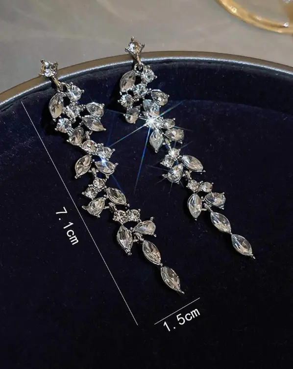 Boucles D'oreilles À Strass Feuille pour femme L’Art des Vêtements