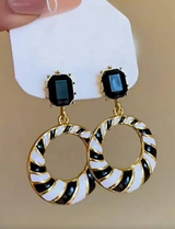 paire de boucles d'oreilles vintage de luxe à pendentif cercle pour femmes L’Art des Vêtements