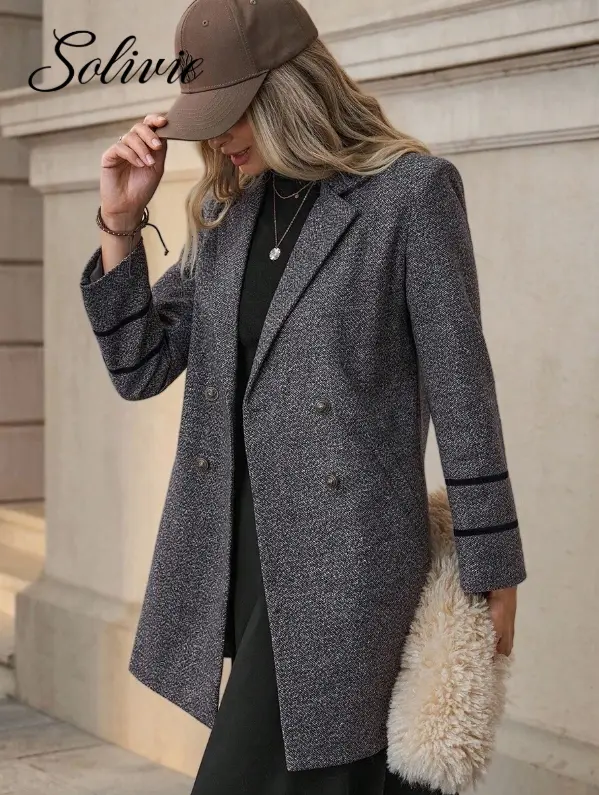 Solivie Manteau long élégant à double boutonnage et manches longues en couleur unie pour femme L’Art des Vêtements