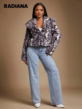 Radiana Veste élégante et sexy en fausse fourrure imprimé léopard pour femmes (Copie) L’Art des Vêtements