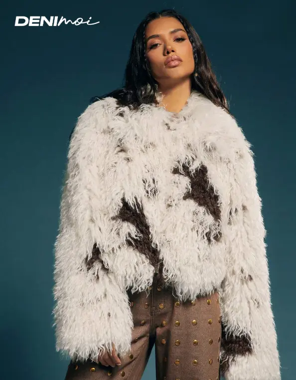 Denimoi Veste courte en fausse fourrure à imprimé vache pour femme L’Art des Vêtements