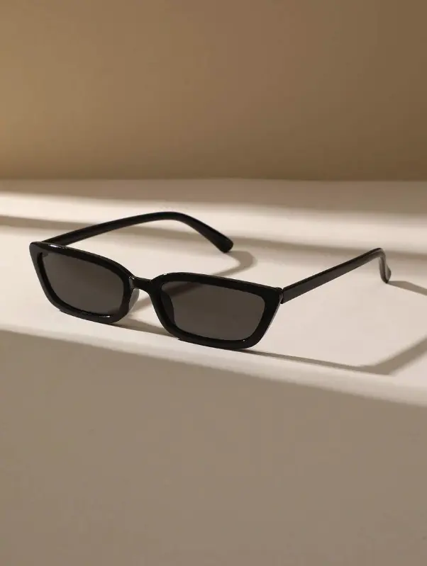 Lunettes de soleil pour femmes avec monture plastique en forme d'œil de chat L’Art des Vêtements