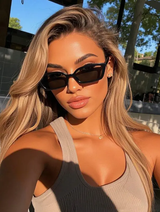 Lunettes de soleil pour femmes avec monture plastique en forme d'œil de chat L’Art des Vêtements